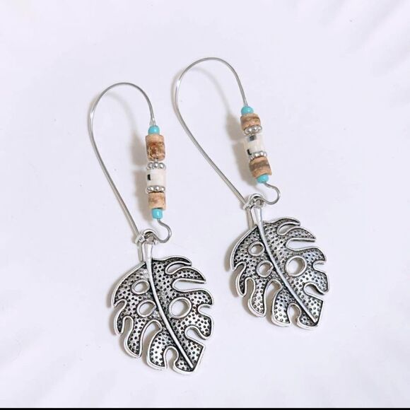 Turquoise Feather Dangle Drop Aesthetic Beads Boho Vintage Feather Leaf Earrings - Picture 1 of 5